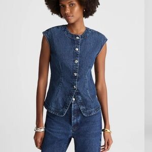 Madewell cap sleeved vest in McKinney wash 
Size 12